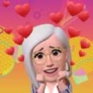 Meet your Posher, Caroline